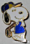 Snoopy Golfing