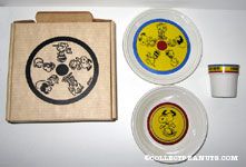 Peanuts Gang in circle