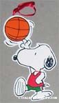 Snoopy playing basketball