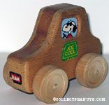 Peanuts & Snoopy Aviva Wood Toys